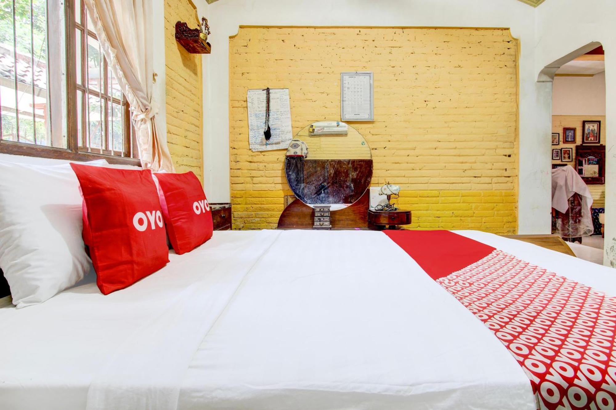 Oyo 94000 Omah Citra Genia Homestay Ngaglik Экстерьер фото